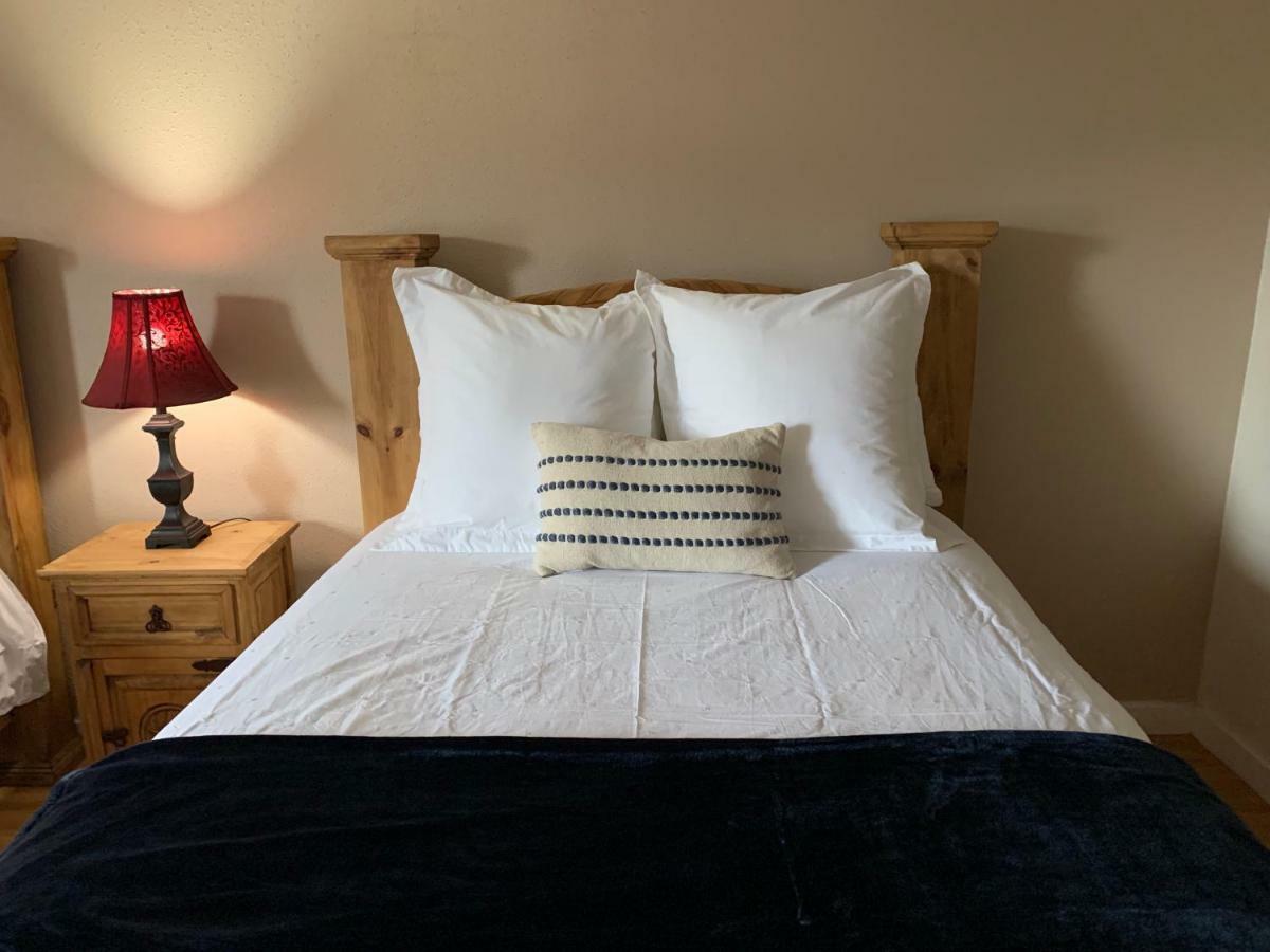 Schmitz Bed & Breakfast ニューブラウンフェルズ エクステリア 写真
